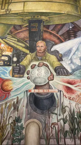 Mural El Hombre in Cruce de Caminos, Diego Rivera, 1934. Rivera paints about socio-political events and issues of the 1930s. Almost a century later, not much has changed. Originally this mural was commissioned for the Rockefeller Center in 1933, but before the mural was complete, it was demolished due to different socio-politial point of views between Rivera and Rockefeller. Censorship, war, and economic inequalities continue to thrive. Now, you can see this thought provoking mural at the Palacio de Bellas Artes in Mexico City. #diegorivera #palaciodebellasartes 