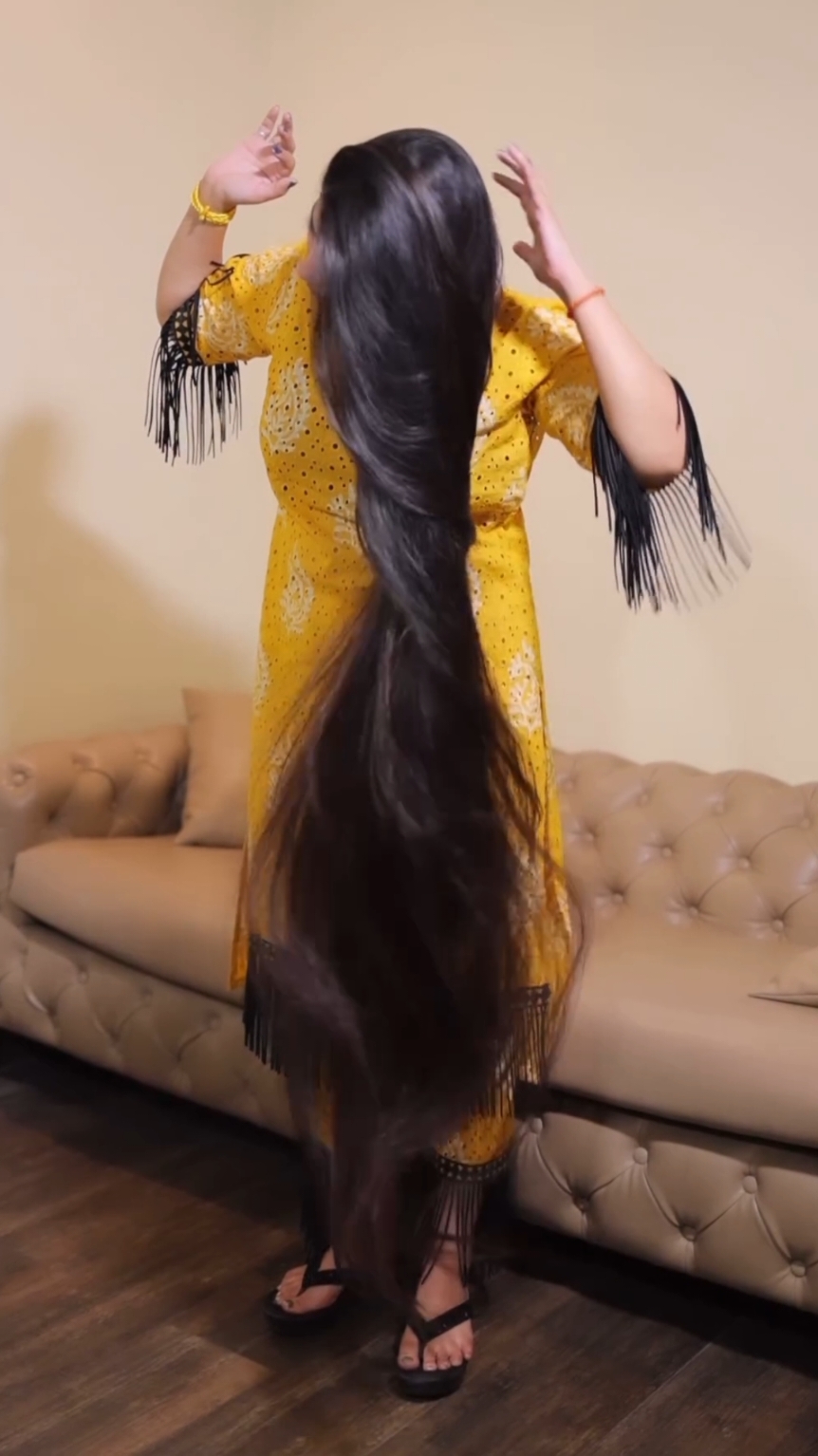 #foryou #foryoupage #mehwishshah #longhair 