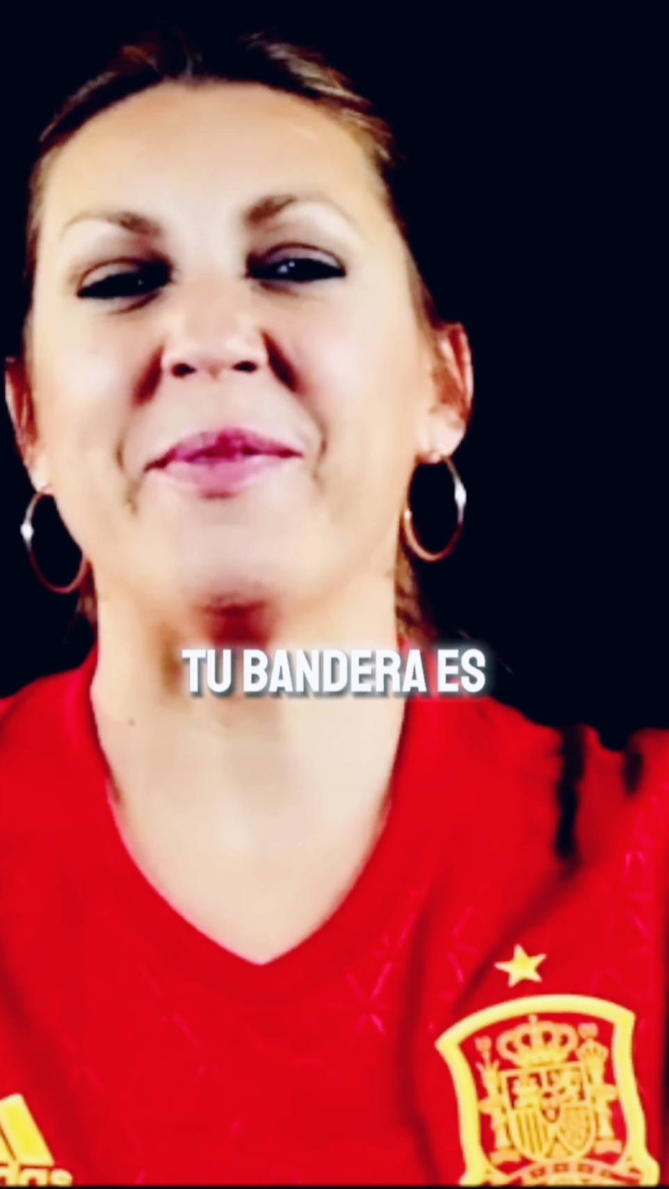 La Niña Pastori y Sergio Ramos - La Roja Baila @npastorioficial  #niñapastori  #sergioramos #larojabaila #escuchatemazos #flamenco #parati 