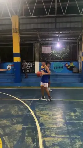 rim grazeeee 😔 #basketball #viral #grind #12 #relatable #practice #dunk #foryou #foryoupage #fyptiktok #fyp 