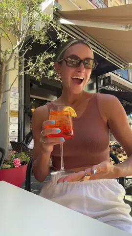 Living in America is so embarrassing because you KNOW this would have cost me $22 + tip in NY or LA 😀 #europe #travel #traveltips #america #american #savingmoney #europeansummer #nicefrance #southoffrance 