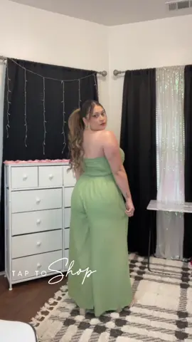 The cutest outfit!! Its only $16! This green is so pretty. Perfect for summer! @YOZY #2pieceset #green #outfitideas #OOTD #fashion #beauty #top #pants #Summer #beach 
