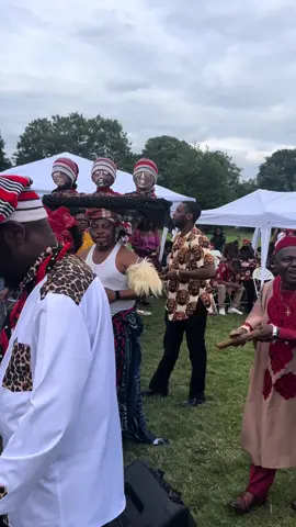 When you attend an igbo festival in London.  #igboamaka #igbotiktok #london #igbokwenu #foryou #naijatiktok #nigeriantiktok🇳🇬 #unitedkingdom #igbofestival #igboculture 