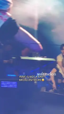 He’s definitely daddy bread now #innie #in #inskz #leeknow #jeongin #straykids #skz #skzconcert #fyp 
