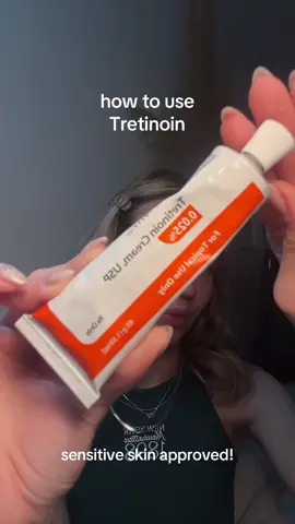 How to use Tretinoin - begginers & sensitive skin edition!! I have been using 0.025% 2x a week for a couple months and my skin has tolerated it without any dryness or irritation  #creatorsearchinsights #tretinoin #tretinoinjourney #tretinoincream #retinol #retinolskincare #retinoltips #antiaging #aginggracefully #agingskin #drysensitiveskin #sensitiveskin #skincare #kbeauty #kbeautyskincare #koreanskincare #koreanbeauty #kbeautyproducts #skintok #skincare #skincareroutine #skincaresteps #skincareproducts #SkinCare101 #glasskin #glassskin #BeautyTok #beautytips #dryskin #sensitiveskin #acne #acneskin #acneproneskin #rosacea #skinconcerns #koreanproducts #productreview #skincarereview #skincarerecommendations #girlythings #girlytok 