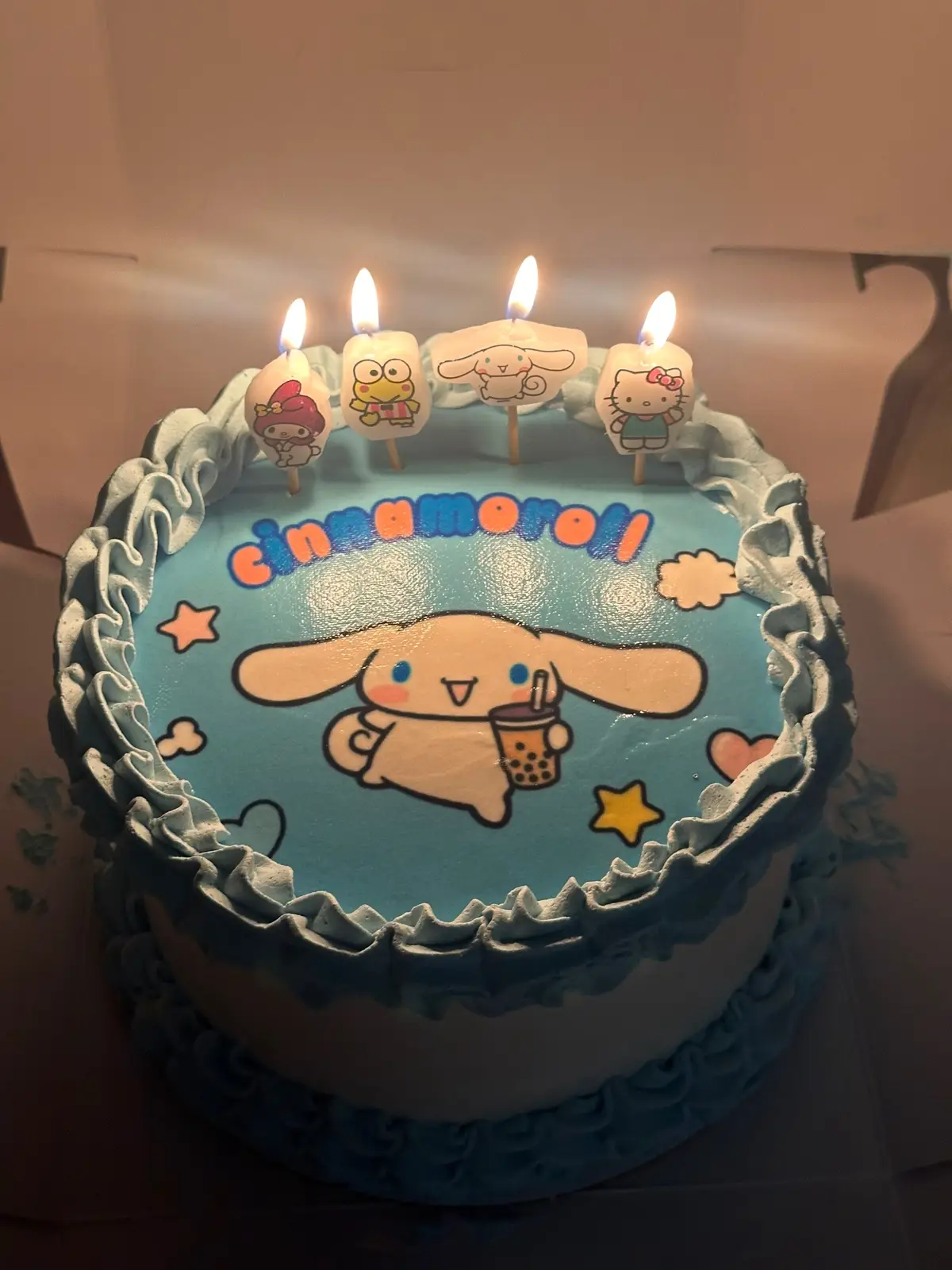 My bf got me this Cinnamoroll balloon and this Cinnamoroll cake for my birthday on Wednesday 🥹🤍 #fyp #explore #sanrio #hellokittyandfriends #birthday #cinnamoroll #cinnamorollbirthday #sanriobirthday #sanriocake #cinnamorollcake #22birthday