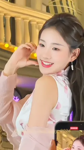 Đầu tuần tốt lành và tràn đầy năng lượng nhé cả nhà.  #gai_xinh_moi_ngay_2024 #trending #xuhuong #girl #gaixinh #douyin #fyp #foryou #viral #thinhhanh #follow 