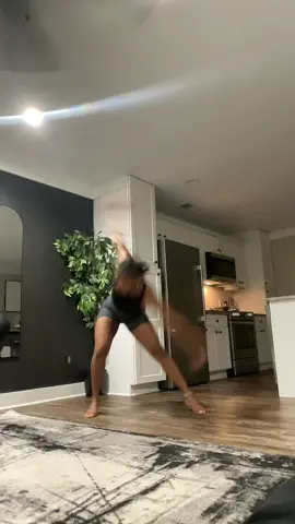 Late night dance sesh Somebody teach me how to do the ending part 😅. Dc: @Kendalle Dabrat #majorette #foryoupage #majorette 