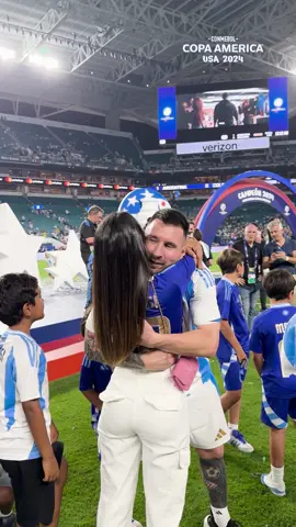 O último romântico 😍 #Copa24 #copaamerica #tiktokesportes #Argentina #Messi