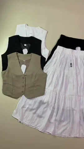 Casual can be classy too🫶🏼 #TikTokShopFashion  #TikTokShopStyle  #mysweldobudol #fashionfriday #kinwoo  #TikTokShopFUNPayday  #kinwooskirt #kinwoowaistcoat 