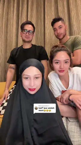 Membalas @Y bener bener maut