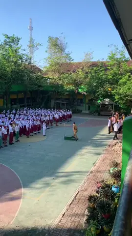 siap memantau adek adek gemass🫶🏻‼️ #osis #smpn1papar #aspaone #osissmp #fypシ゚viral #merdekabelajar #fyp #smpstory🌻 #kediri24jam #xyzbca #foryoupage #smp #mpls #mplssmp 