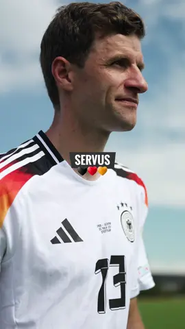 Servus 🖤❤️💛 Vielen Dank für eure fantastische Unterstützung während meiner Zeit in der deutschen Nationalmannschaft 👍 #ServusDFBteam #esmuellert #dfbteam #EURO2024 #thomasmüller #nationalmannschaft🇩🇪 