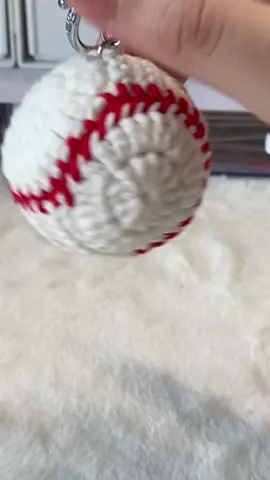 Crochet baseball | Bóng chày móc len. Tutorial on ytb: autumny_crochet Pattern: sưu tầm #crochet #tutorial #moclen #amigurumi #baseball #chart #pattern #autumny_crochet #fyp 