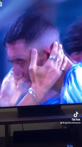 CAMPEONES DE AMÉRICA!!!!!!! 🇦🇷❤️🏆 Te amamos Di Maria 😭 @SavannahGrace merece le ciudadanía Argentina 🇦🇷