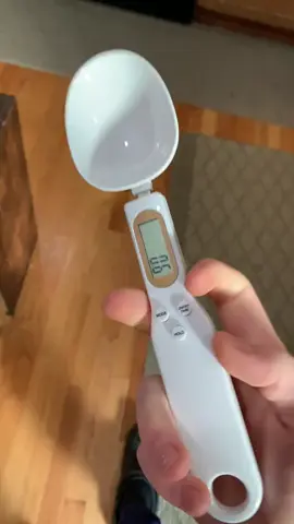 TAG SOMEONE WHO NEEDS THIS#scale#spoon #tiktokmademebuyit #likes #viral 