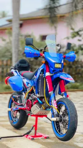 DRZ 450 Sm Anniversary ….🔥 One and only full modifyed 💥🔥  Owner :- Hikabiker .🥵  #CapCut #fypシ #wiralvideo #🖤🖤 #trending 