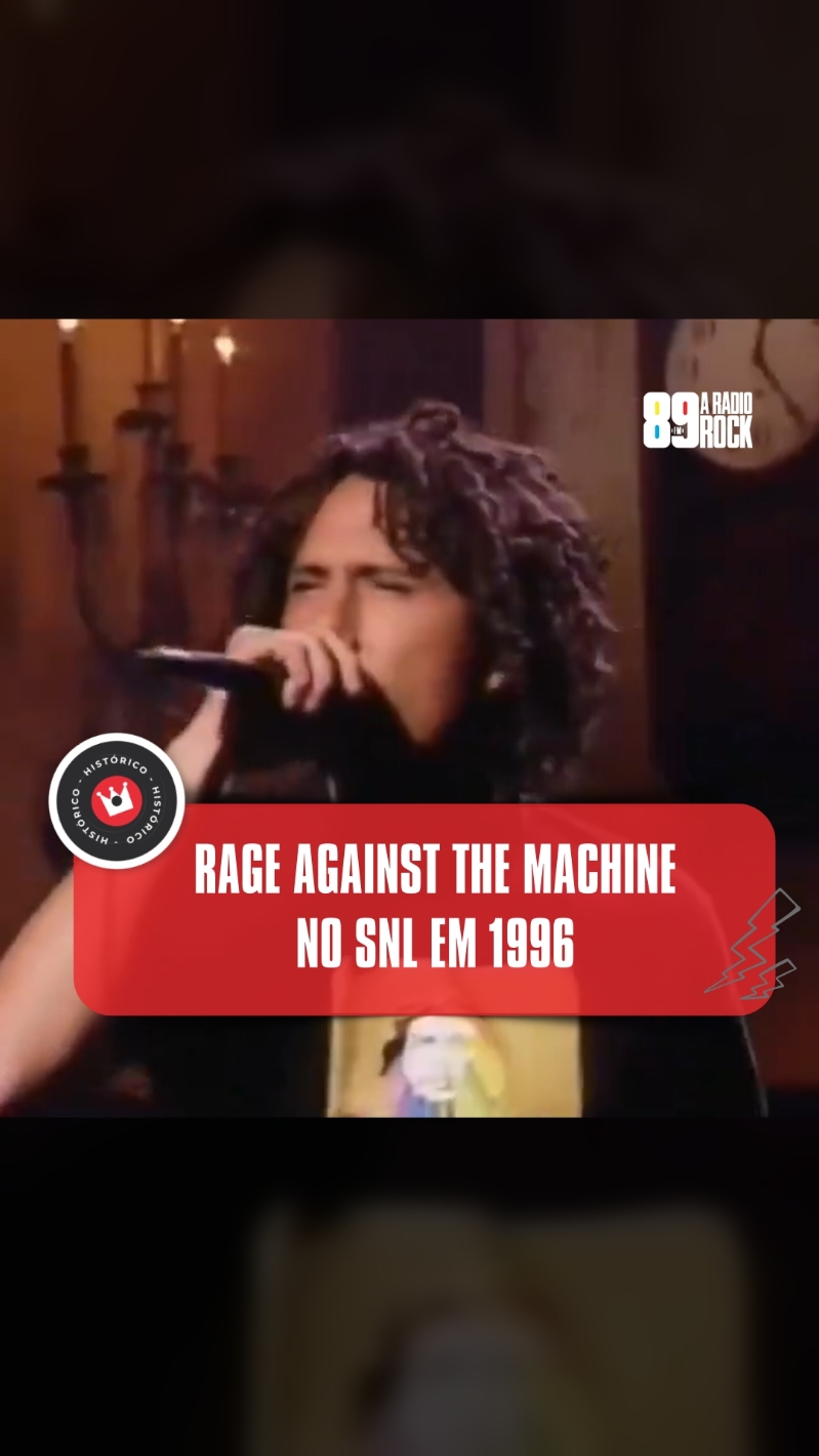 RAGE AGAINST THE MACHINE PERFORMANDO 