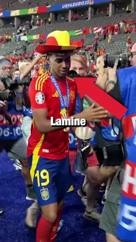 Lamine yamals freundin 😭 #fussball #fussballtiktok #lamineyamal #lamineyamal💎 