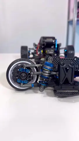New drift chassis from Team Associated… Meet the DC10! #rcdrifting #rccars #teamassociatedrc 