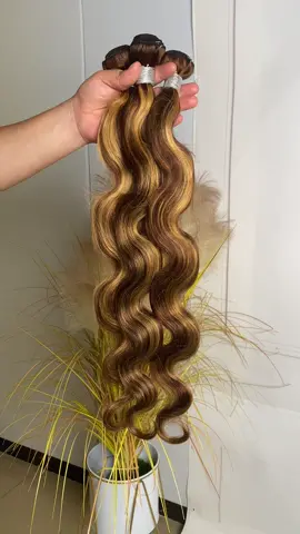 Summer's top choice hair bundles 🔗same wig in my tiktokshop👈🏽 #lebeaute #lebeautehair #bigsale #SummerFashion #beautifulhair #softhair #beginnerfriendly #curlywig #naturalhair #beauty #foryou #hairvideo #blackgirlmagic #humanhair #slayqueen #hairvendor #fyp #hairstyles #blackgirltiktok #trending #bundles  #tiktokshopsummersale 