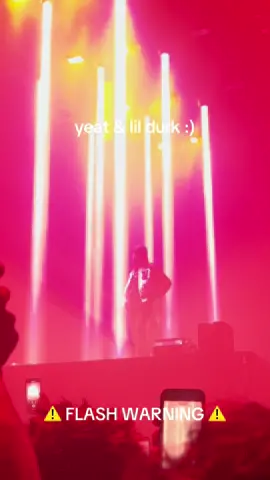 ⚠️ major flash warning ⚠️ i need to see yeat again this wasnt enough 😭😭 #yeat #lildurk #lyfestyle #fypp 
