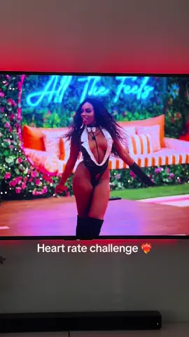 Did JaNa get your heart rate racing? 🤭❤️‍🔥 @Love Island USA #loveislandusa #janaloveisland #LoveIsland 