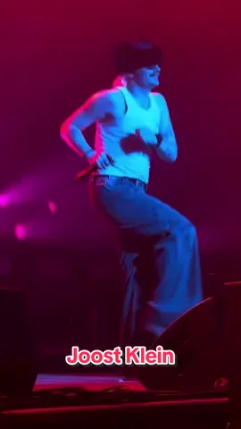His moves during Fryslân Bop are living rent free in my head 🫠🔥💙 Joost Klein - Rock Zottegem - 12.07.2024 - Zottegem - Belgium 🇧🇪 #joost #joostklein #droomgroot #joostkleindroomgroot #joostkleinedit #joosttok #rockzottegem #festival #zottegem #belgie #heartforconcerts #live #livemusic #music #fy #fyp #europapa #eurovision #fryslanbop 