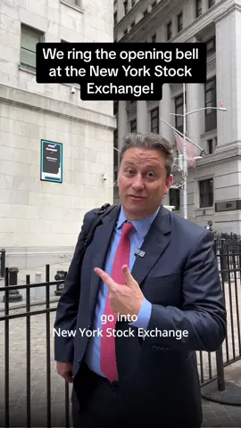 Join our CEO Nick at the New York Stock Exchange 🔔 #nyse #consulting #report #consultinglife #business #leaders #Ceo #ManagementConsulting 