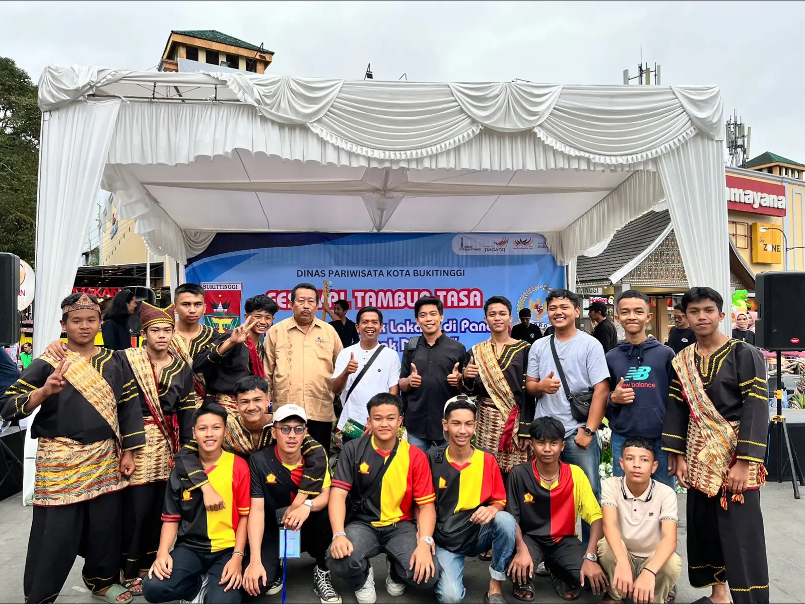 festival tambua tansa bukittinggi bagurau di jam gadang#tambuatansa #fyppppppppppppppppppppppp #festivaltambuatansa 