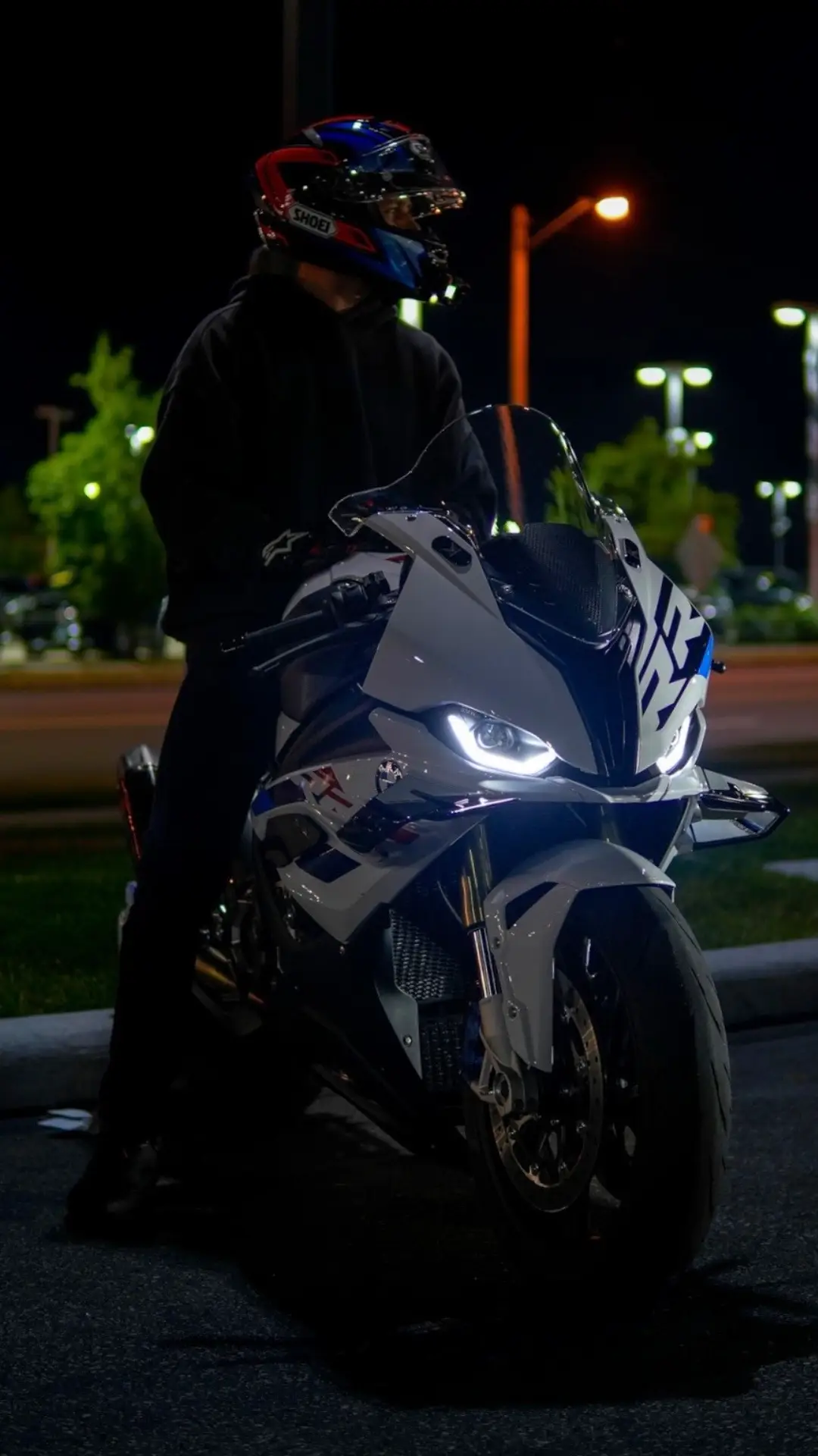 night riding brings tranquility  #ducati #panigale #v4r #v4s #v4 #panigalev4 #panigalev2 #ducativ4 #ducativ4s #ducatipanigale #panigalev4r #panigalev4s #bmw #bmwmotorsport #bmwmotorrad #bmwm #bmws1000 #bmws1000rr #s1000rr #s1000 #m1000 #m1000rr #bmwm1000rr #yamaha #yamahar1 #yamahar6 #yamahar1m #r1 #r1m #r6 #r15v3 #r15 #kawasaki #honda #suzuki #aprilia #motogp #motoamerica #superbike #superbikes #superbiker #bike #bikelife #biker #bikes #motorbike #motorbikes #motorbiker #motorcycles #motorcycle #motorcycles #motorcyclelife #motorcycleclub #sportbike #sportbikelife #sportbikes #2wheels #2wheel #motorrad #supersport #Motorsport #racebike #trackbike #bikecollection #shoei #ohlins #akrapovic #bridgestone #brembo #bikelover #biketok #bikersoftiktok #bikers #bikerlife #bikeride #alpinestars #agv #akrapovic 