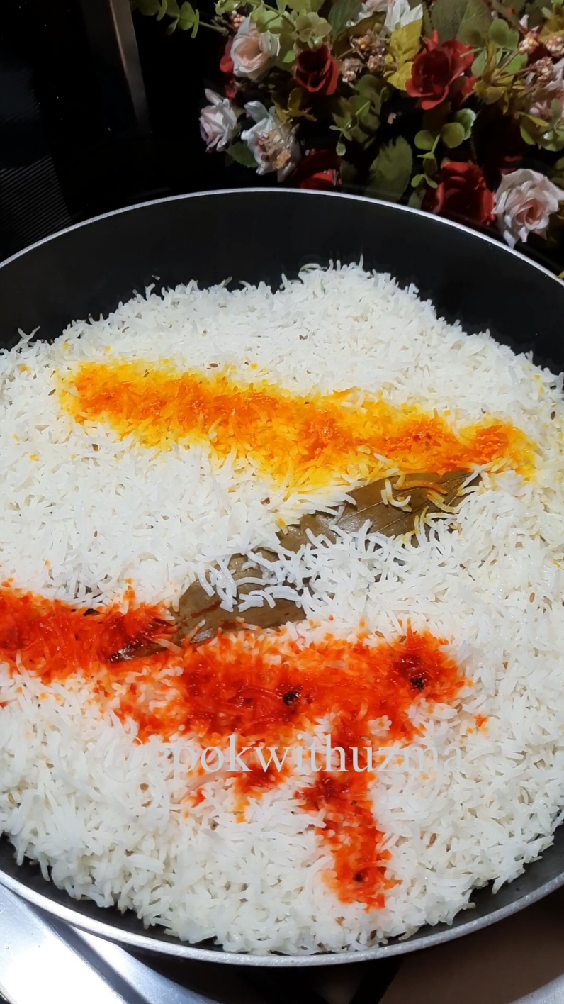 Chicken Biryani Recipe #foryou #foryoupage #fyp #viraltiktok #trendingtiktok #cookwithuzma #Recipe #cooking #biryani 