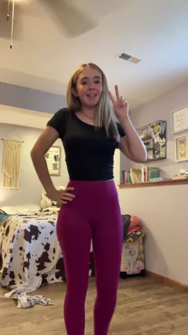 Just call me the pink pants girl🥱                                                                                                                                                                                                                                                             #fypシ゚viral #fakebodyy⚠️ 