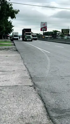 #macktruck #gandolasganaderasdevenezuela🔰🇻🇪 #mulascolombianas #venezuela #viral #colombia @Miguel Toscano 