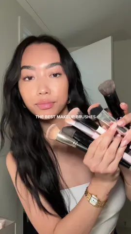 i feel rly passionate about these brushes 🤣😩 @Kylie Cosmetics @MAC Cosmetics USA @Saie @Haus Labs by Lady Gaga @makeupbymario  #makeuptok #makeup #makeupbrushes #brushes #makeupreview #MakeupRoutine #foundationbrush #makeupbrush #bronzer #blush 
