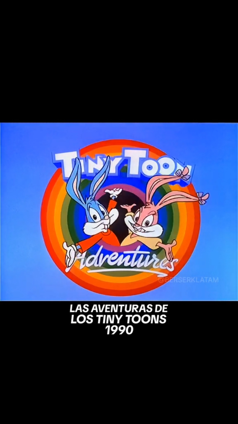 ¿Sabias que hay una universidad para dibujos animados? Al inicio de los 90s se lanzó una nueva serie que se centraba en nuevos Looney Tunes, Los Tiny Toons, en particular Buster Bunny y Babsy Bunny, 2 conejos que junto a sus amigos, Plucky Duck, Hamton J. Pig y otros, viven diversas aventuras mientras intentan convertirse en estrellas de dibujos animados en la Looniversidad Acme. Cada episodio esta lleno de locuras, aventuras y algo de la violencia clásica de los Looney Tones, sin embargo también tocan algunos temas contingentes como la ecología, la ética, la autoestima, entre otros. Como toda serie nueva venia con merchandising, recuerdo haber tenido el álbum de laminas, el cual era muy valorado por todos. #TinyToons #LooneyTones #Opening #Intro #Nostalgia #RecuerdoDesbloqueado #Retro #FyF #FyPシ #FyP #90s #Warner #WarnerBros 