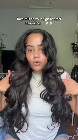 Thankful for my mother who always made me hair oil bc it really does make a difference 🤗💁🏽‍♀️ #hairtok #hairoiling #creatorsearchinsight 