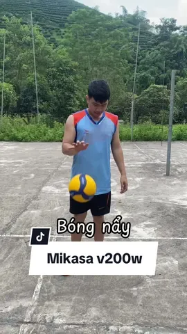 Bóng chuyền mikasa v200w hàng nội địa trung êm nhẹ không đau tay #bongchuyen #bongchuyenthidau #bongchuyenmikasa #mikasav200w #bongchuyentapluyen