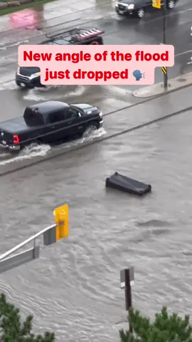 How are people getting to work...Genuinely...Is your area flooded? Let me know 🌧️  📍 Mississauga, ON - Queen Frederica/Dundas Area 🎥 Credit: Reddit u/saaddit 