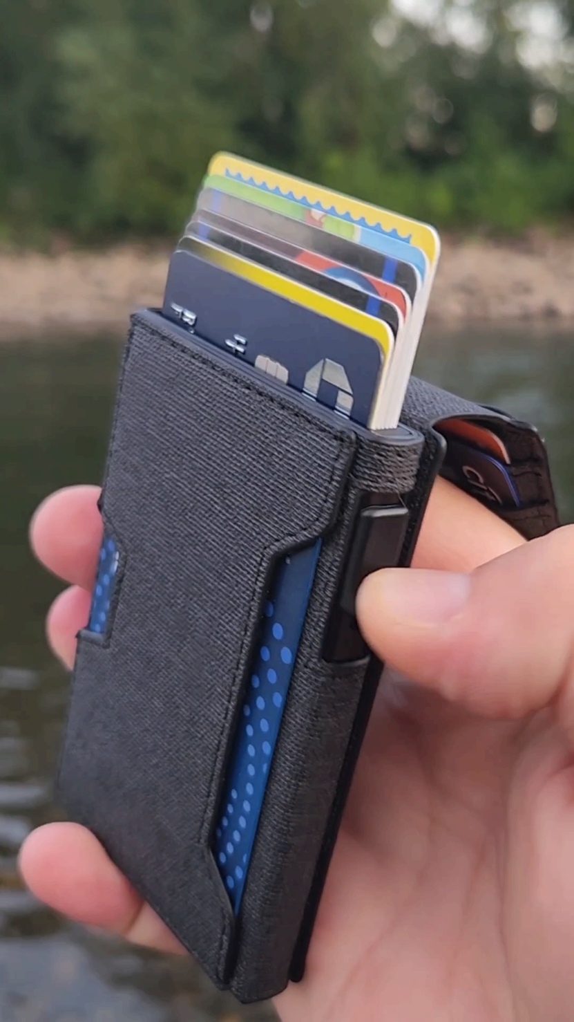 RFID Blocking Card Wallet! This minimalist wallet hold 11 card plus your ID. Get yours while the sale is live!#dealsforyoudays #rfidblocking #rfid #menswallet  #tiktokshopbacktoschool  #summergames  #treasurefinds  #tiktoksummersale   #mensfashionwear #minimalist #wallets #giftsforhim #dealsfordays 