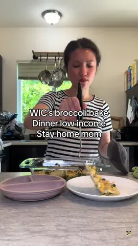 The potatoes are optional but the kids loved this #fypツ #fyp #foryoupage #fypage #MomsofTikTok #asmr #family #lowincome #kitchen #broccolibake #wic 