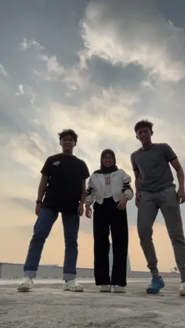 apa ya captionnya