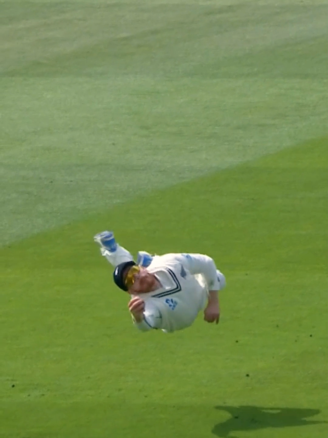 Glenn Philips Flying Catch | NZ vs AUS #glennphillips #flyingcatch #nz #aus #nzvsaus #testmatch#2024tiktok #newzealand #fyp #capcut #trendingnow