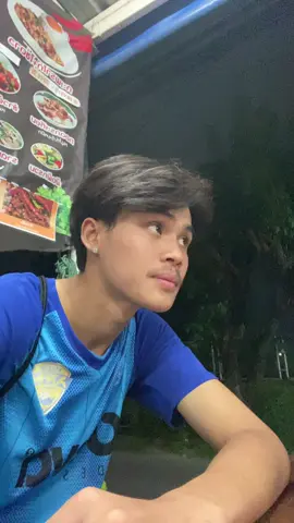 บ่หล่อแถมหน้าตาบ่ดีอีก
