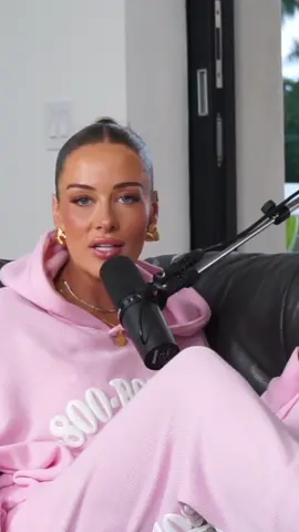 They expose Alissa Violet #tanamongeau #brookeschofield #alissaviolet #cancelledpodcast 