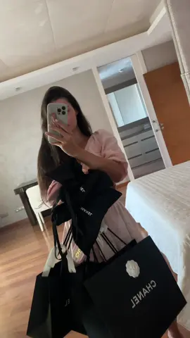 Summer unboxing 🤍 #summer2024 #chanel #chanelbag #cocobeach #chanelshoes #haul #shopping #europe #EURO2024 #eurosummer 