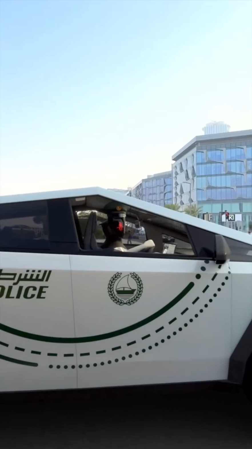 Dubai Police Robots in a Tesla Cyber Truck!! 😳👮‍♂️ #DubaiPolice #TeslaCybertruck #FuturisticPolice #ArabWheels #Uae #Dubai #sharjah #Robotics #SmartCity #DubaiInnovation 