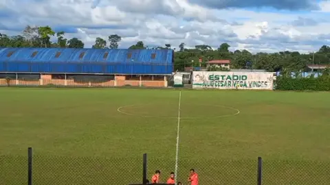 #SegundaCategoría2024 Así fue el empate 2 - 2 entre Sacha Petrolero F. C. vs Deportivo Coca por la primera fecha del Ascenso Provincial de Orellana. #LaPasióndelDeporte #AscensoEcuador #ElohimSport #ElohimNuestraFortaleza #ElohimIndustriaDeportiva