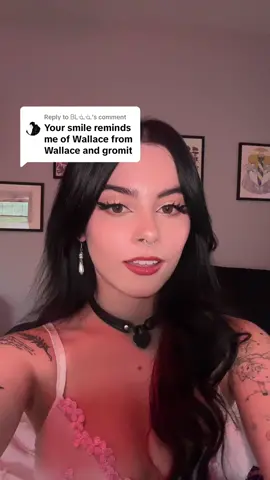 Replying to @ᗷᒪᓍᓍ i think its the overbite
