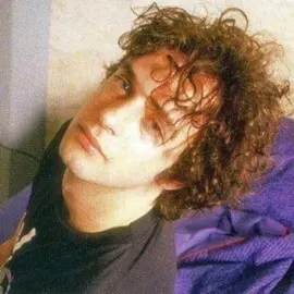 dios q temazo| #gustavoCerati #sodastereo #entrecanibales #identificarse #Foryou #foryoupage #cancionanimal #Gustavo  #hormonal 